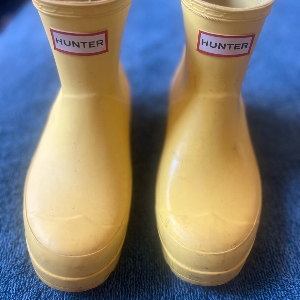 Hunter Yellow Ankle Boots Glossy Rainwear